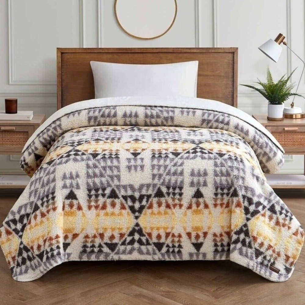 Pendleton Sherpa Fleece Blanket Twin Size Gray Arrow Point Geometric Southwest